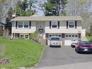 527 Brandywine Rd, Lancaster, PA 17603-6029