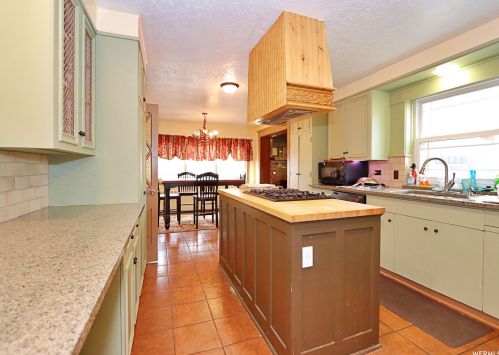 2529 Jackson Ave, Ogden UT  84403-0248 exterior