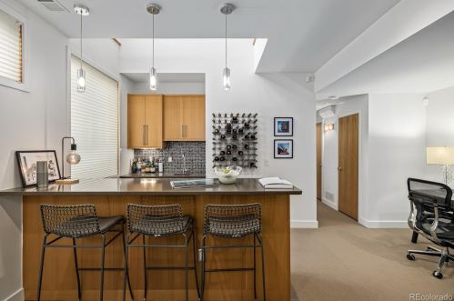 2462 Tremont Pl, Denver CO  80205-3138 exterior