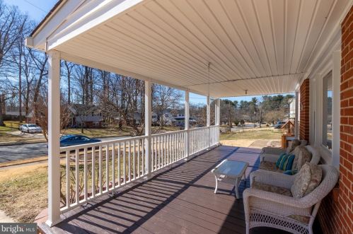 7912 Foote Ln, Springfield, VA 22151-2405
