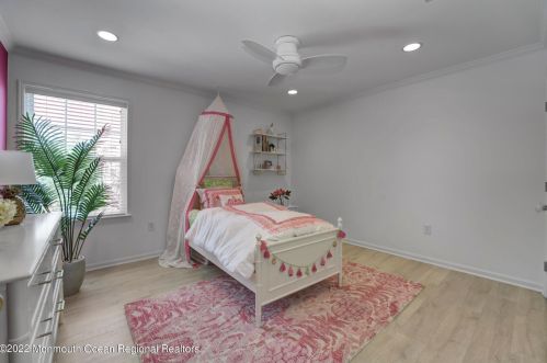 49 Maidenstone Dr, Tinton Falls NJ 07712-3780 exterior