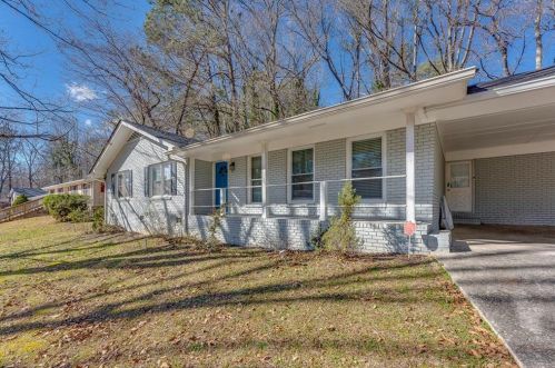 3665 Las Olas Dr, Atlanta, GA 30349-2611