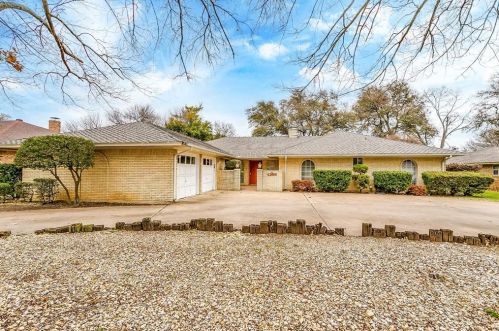 4266 Balboa Dr, Fort Worth, TX 76133-5404