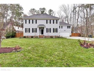 202 Wildwood Dr, Yorktown, VA 23692-3515