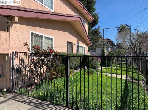 1611 63rd St, Berkeley, CA 94703-2651