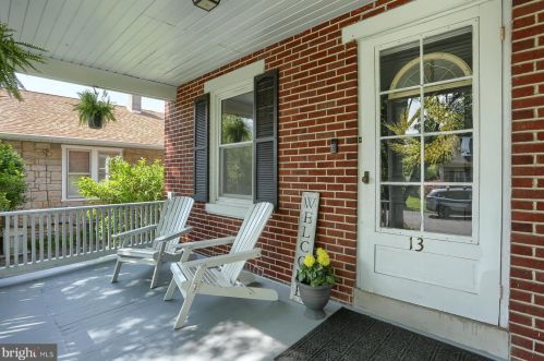 13 Montrose Ave, Lancaster PA  17603-6659 exterior