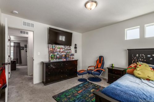 4501 Quemoy St, Aurora CO 80019-6025 exterior