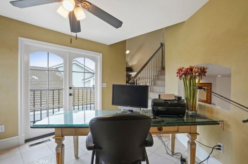 43 Sandpiper, Irvine CA  92604-3646 exterior