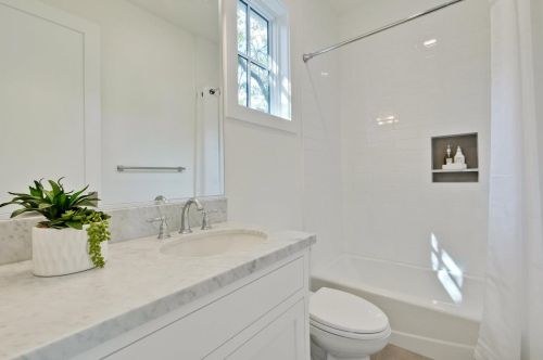 929 Russell Ave, Los Altos CA  94024-5061 exterior