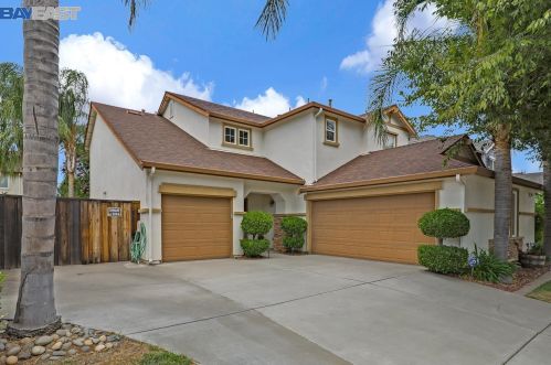 1857 Crater Pl, Tracy, CA 95304-5829
