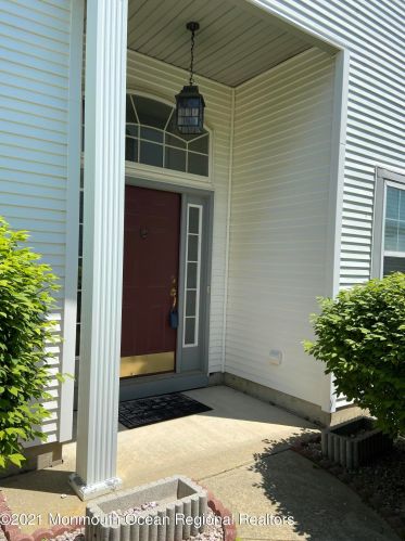 17 Arcadia Dr, Lakehurst NJ  08759-6160 exterior