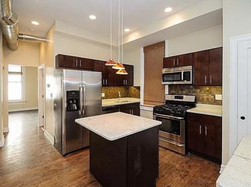 2155 Potomac Ave, Chicago, IL 60622-3058