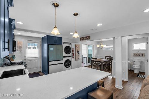 125 Throssell Rd, Lavallette NJ 08735-3230 exterior