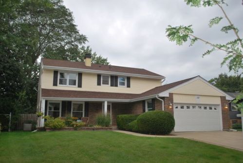 118 Mockingbird Ln, Wheeling, IL 60090-3940