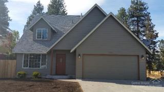 1051 Silver Lake Blvd, Bend, OR 97702-2191