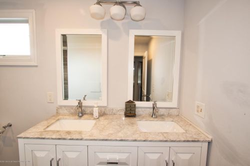 126 Virginia Ave, Lavallette NJ 08735-2439 exterior