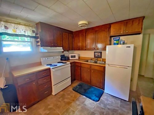 639 Lake Harbor Trl, Martin, GA 30557-5048