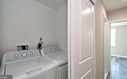 328 61 St, Philadelphia PA 19142-3402 exterior