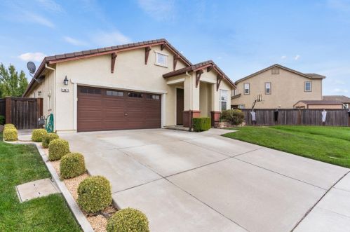 10477 Fossil Way, Elk Grove, CA 95757-1658