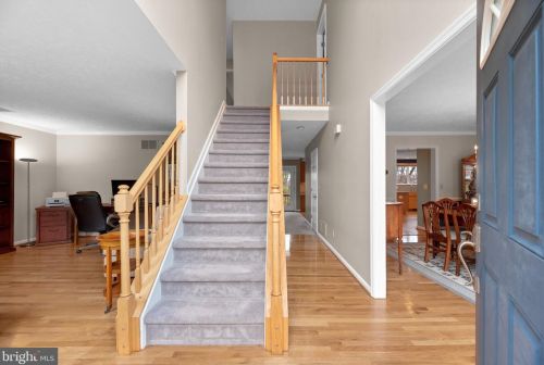 48 Snellings Ct, Severna Park, MD 21146-4828