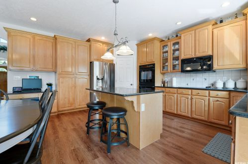 638 75, Lindon, UT 84042-1310