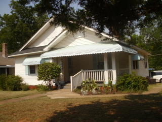 203 D St, Thomaston, GA 30286-3065