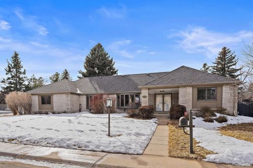 5747 Galena St, Englewood, CO 80111-3721