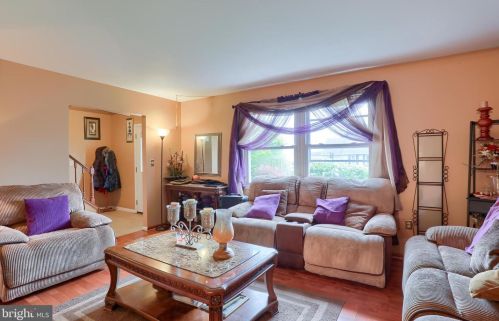 3074 Todd Ln, Lancaster PA  17601-1352 exterior