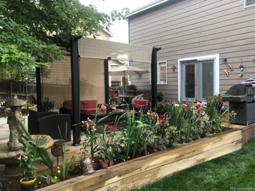 5226 Riviera Cir, Aurora CO 80015-6016 exterior