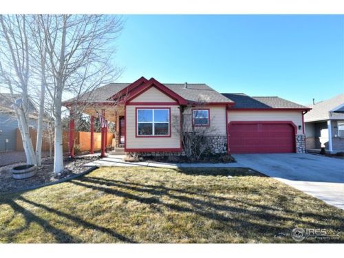 198 Tartan Dr, Loveland, CO 80534-7429