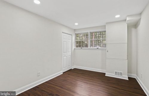 7612 Hammond Ave, Silver Spring MD 20912-7421 exterior