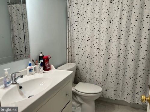 3909 Leaf Lawn Ln, Woodbridge VA  22192-4901 exterior