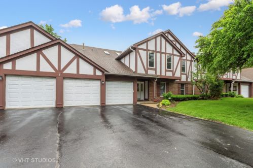 7 Fern Ct, Palatine, IL 60067-7198