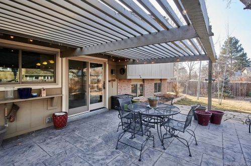 6339 Oneida Ct, Englewood CO 80112-2520 exterior