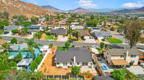 6560 Asa Way, Riverside CA  92509-7267 exterior