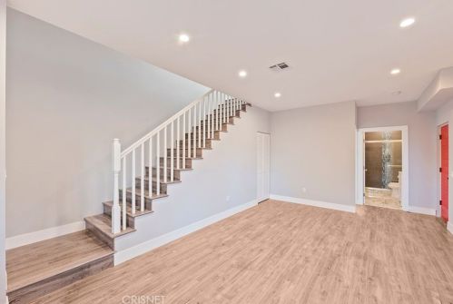 7960 Amestoy Ave, Van Nuys CA  91406-1603 exterior