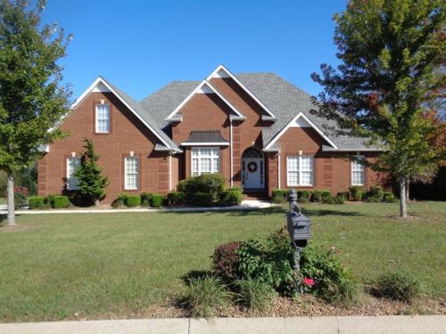 100 Victoria Ct, Tullahoma, TN 37388-5440