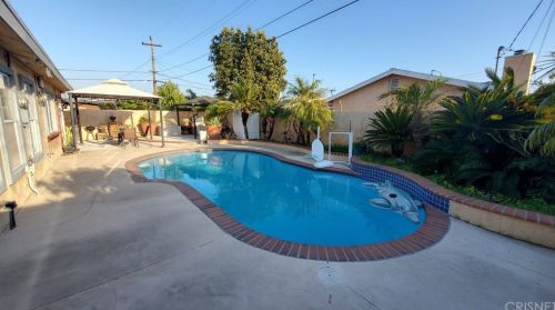 2428 Gramercy Ave, Anaheim CA  92801-3228 exterior