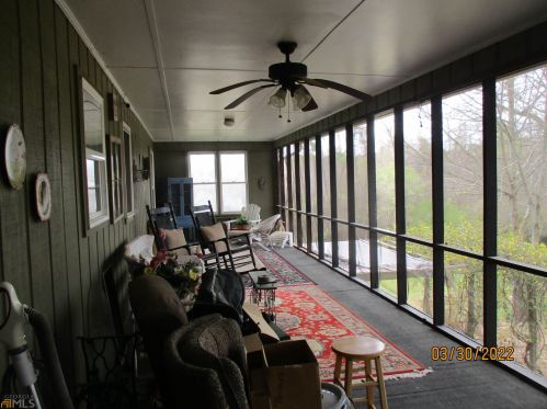 96 Courtland Rd, Brooks, GA 30205-2708