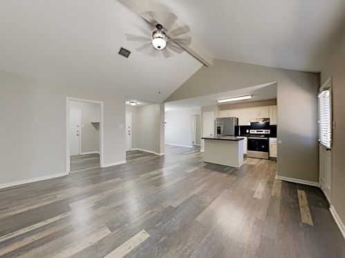 16279 Hidden Deer Ln, Conroe TX  77302-5485 exterior