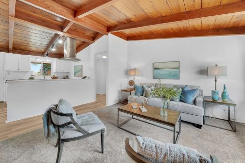 2034 Charleen Cir, Carlsbad, CA 92008-2707