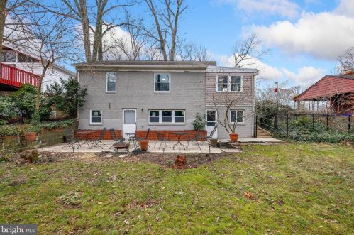 1253 Cresthaven Dr, Silver Spring MD 20903-1107 exterior