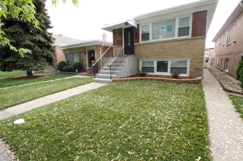 3126 Cuyler Ave, Forest View, IL 60402-3504