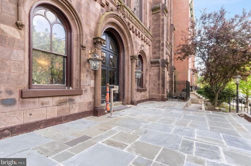 1520 Green St, Philadelphia, PA 19130-4082