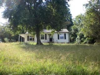 2017 Lineberry St, Asheboro, NC 27203-3357