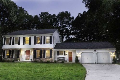 42 Oak St, Palermo, NJ 08223-1106