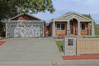 6804 42nd Ave, Seattle, WA 98118-3214