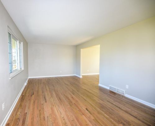 2577 Cranbrook Dr, Cincinnati OH  45231-1108 exterior