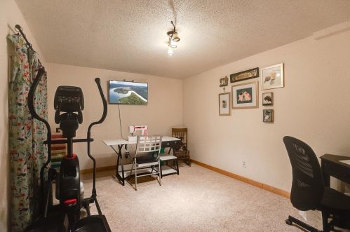 207 County Rd F, Saint Paul MN  55110-3845 exterior