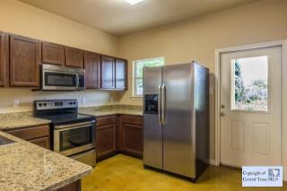 570 Advantage Dr, New Braunfels TX  78130-2890 exterior